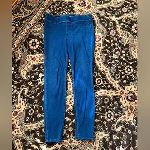 Ladies Stretchy/skinny Jeans Size 10 Regular